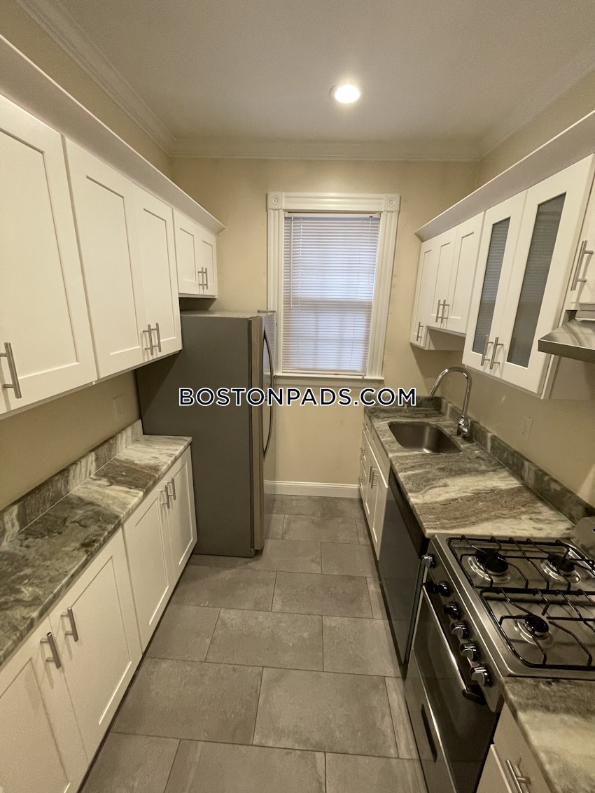 BOSTON - ALLSTON - 1 Bed, 1 Bath - Image 3