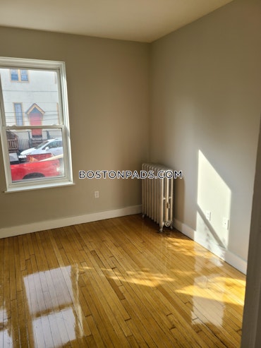 Boston - 5 Beds, 2 Baths