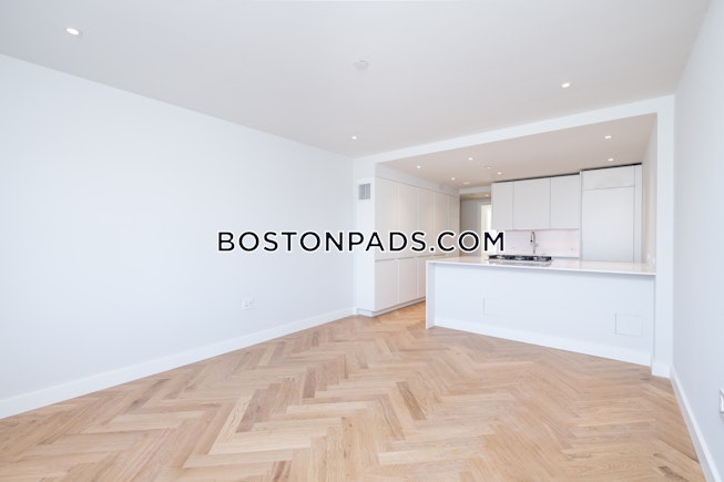 Boston - $4,450+ /mo