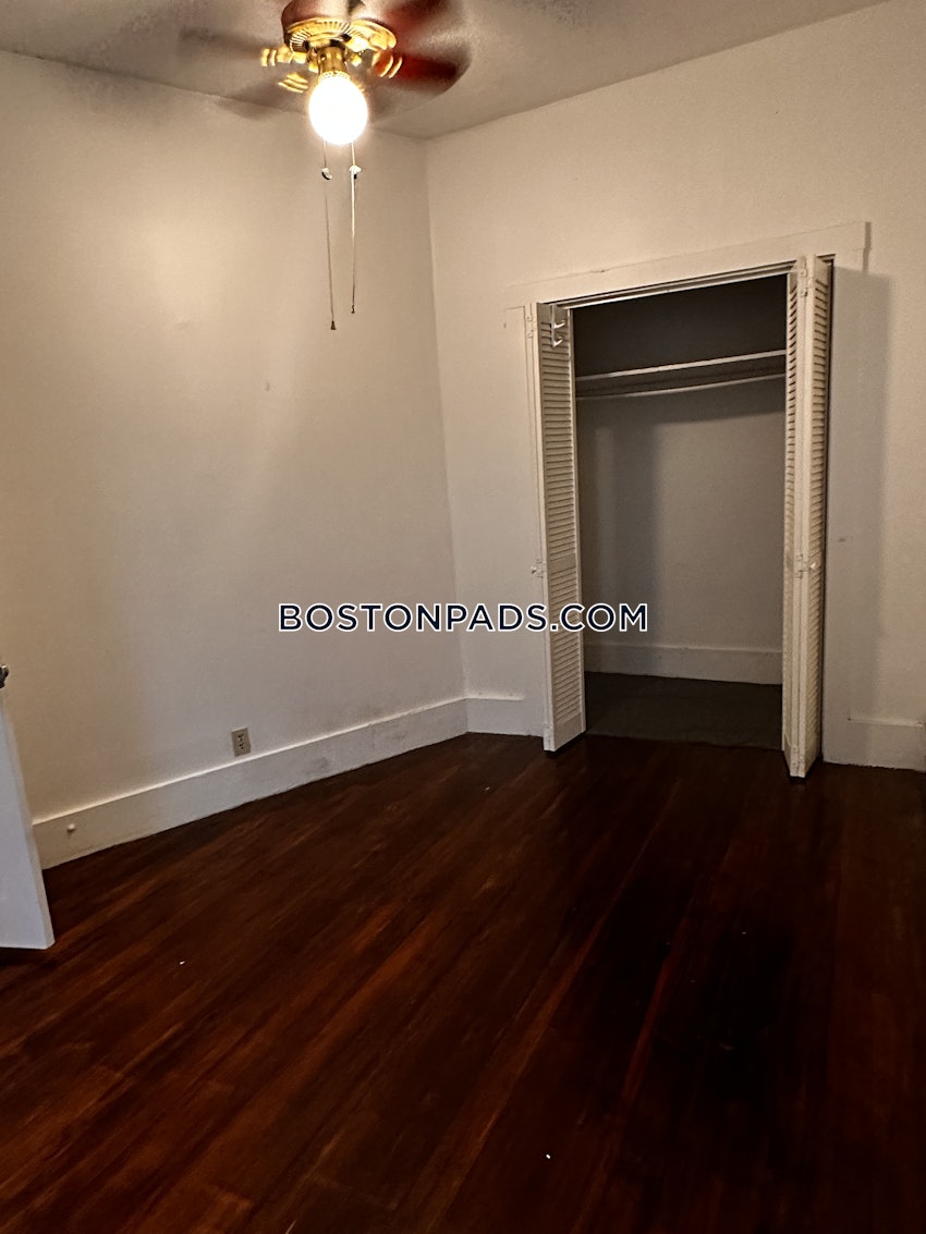 BOSTON - NORTHEASTERN/SYMPHONY - 3 Beds, 1 Bath - Image 31