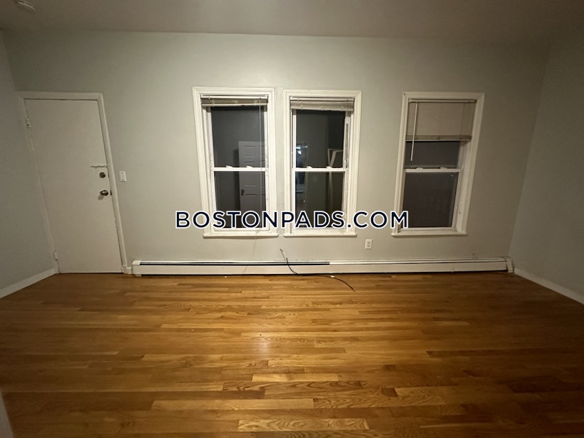 Boston - $2,800+ /month