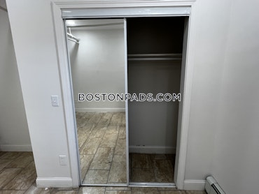 Boston - 4 Beds, 2 Baths