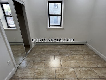 Boston - 4 Beds, 2 Baths