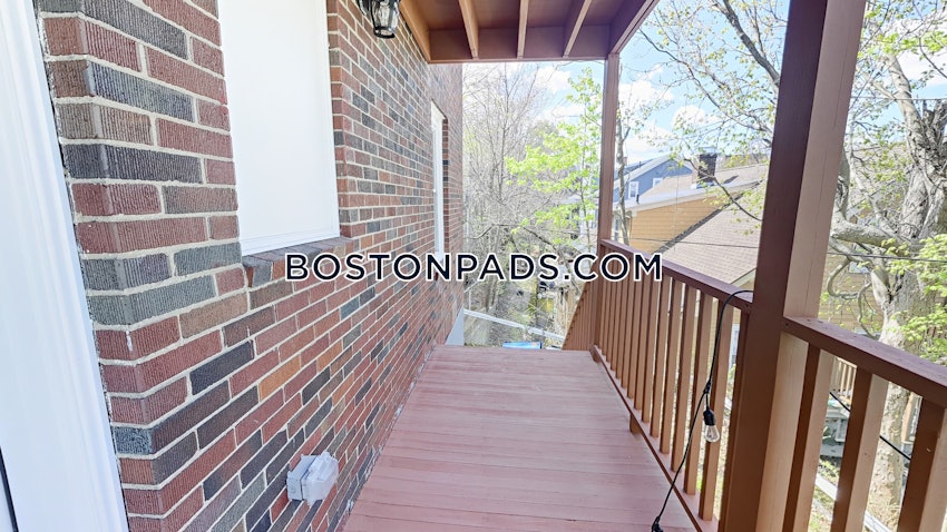 BOSTON - BRIGHTON - BOSTON COLLEGE - 3 Beds, 1.5 Baths - Image 7