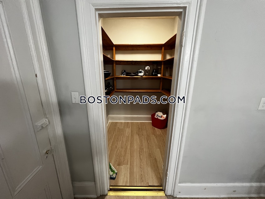 BOSTON - ROXBURY - 3 Beds, 2 Baths - Image 98