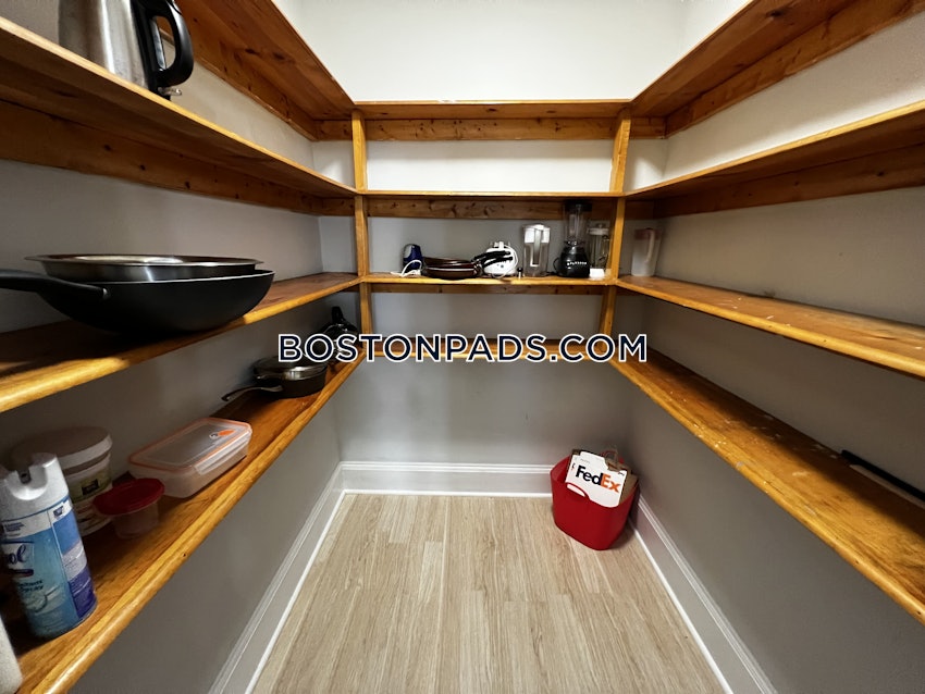 BOSTON - ROXBURY - 3 Beds, 2 Baths - Image 97