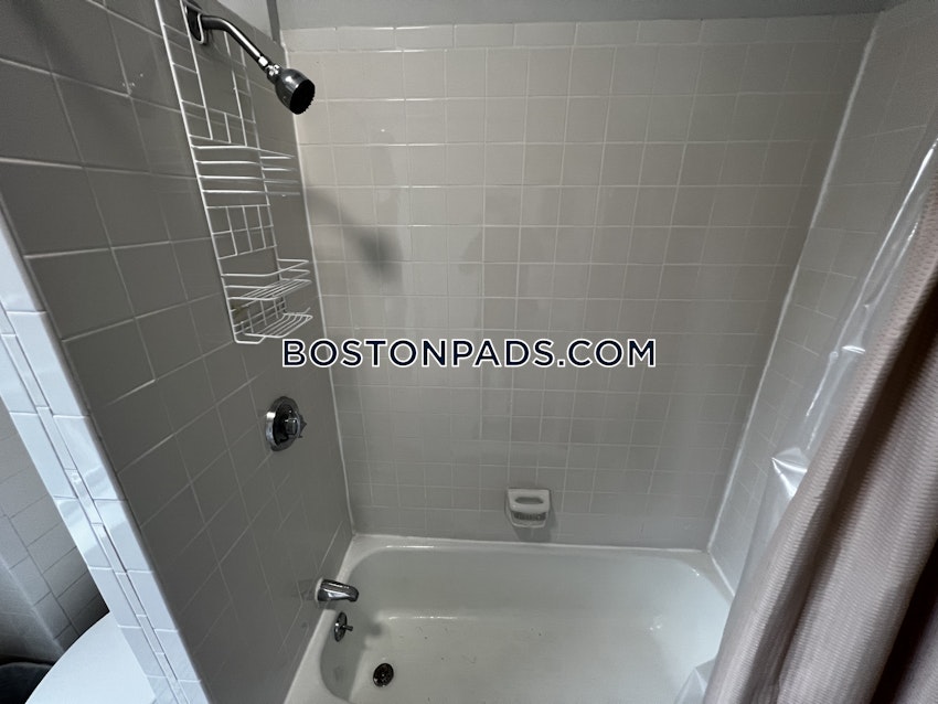 BOSTON - ROXBURY - 3 Beds, 2 Baths - Image 136