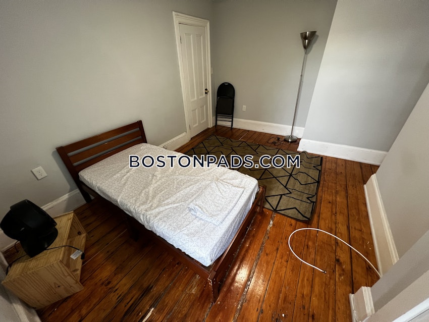 BOSTON - ROXBURY - 3 Beds, 2 Baths - Image 76