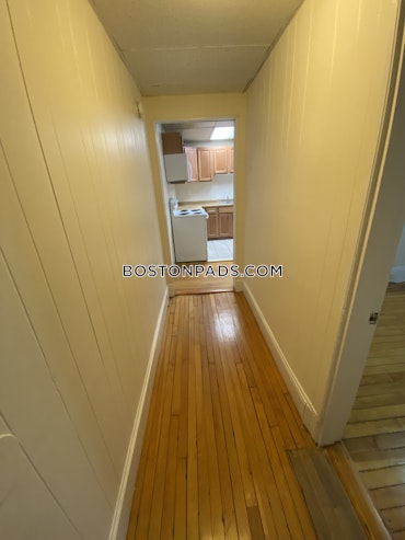 Boston - 2 Beds, 1 Baths