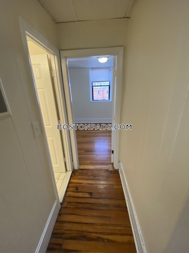 Boston - 2 Beds, 1 Baths