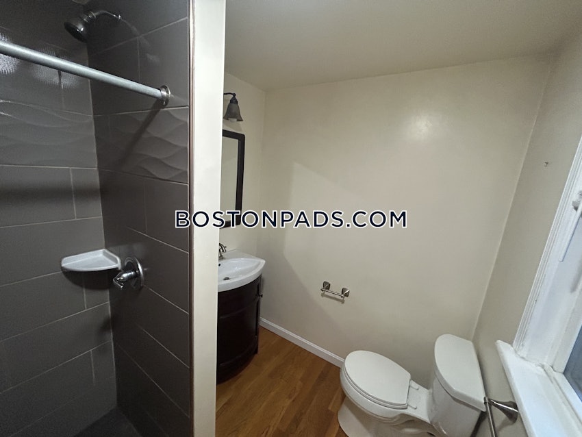 BOSTON - BRIGHTON - OAK SQUARE - 4 Beds, 1 Bath - Image 30