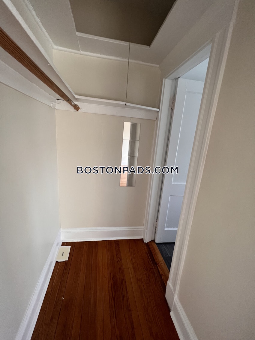 BOSTON - FENWAY/KENMORE - 1 Bed, 1 Bath - Image 16