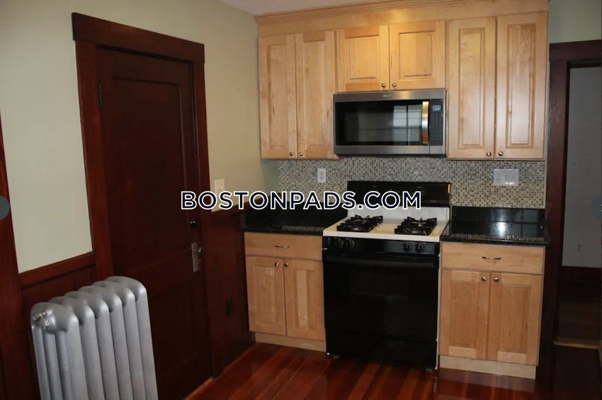 BOSTON - WEST ROXBURY - 2 Beds, 1 Bath - Image 1