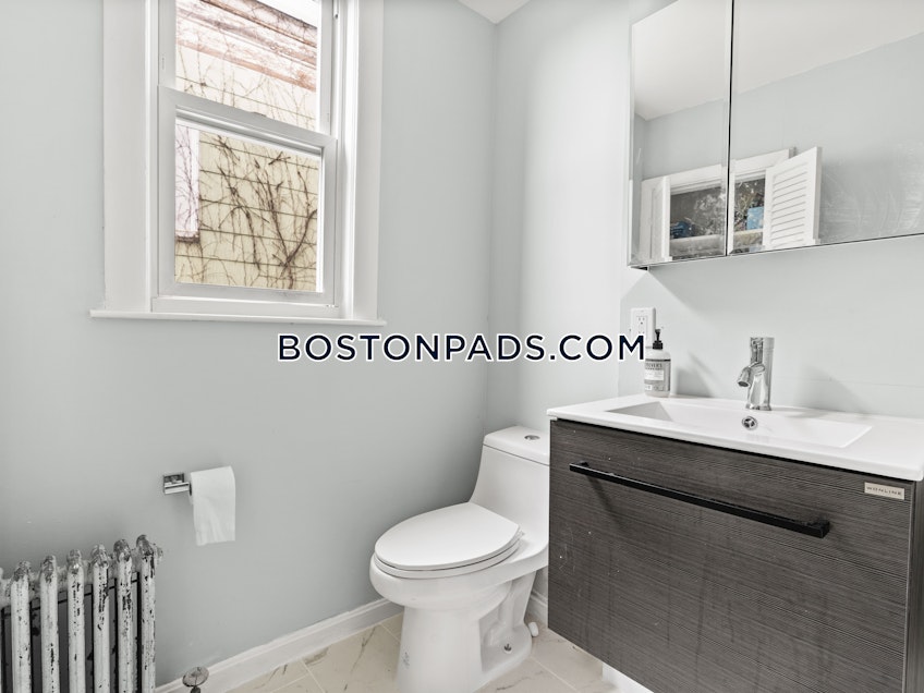 Medford - $6,000+ /month