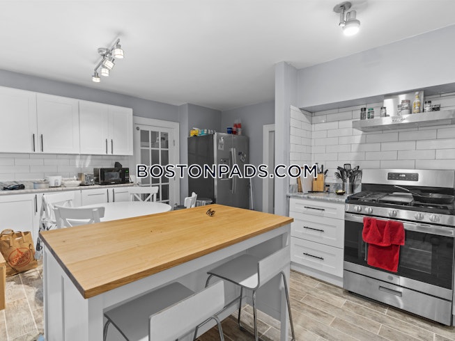 Medford - $6,000+ /mo