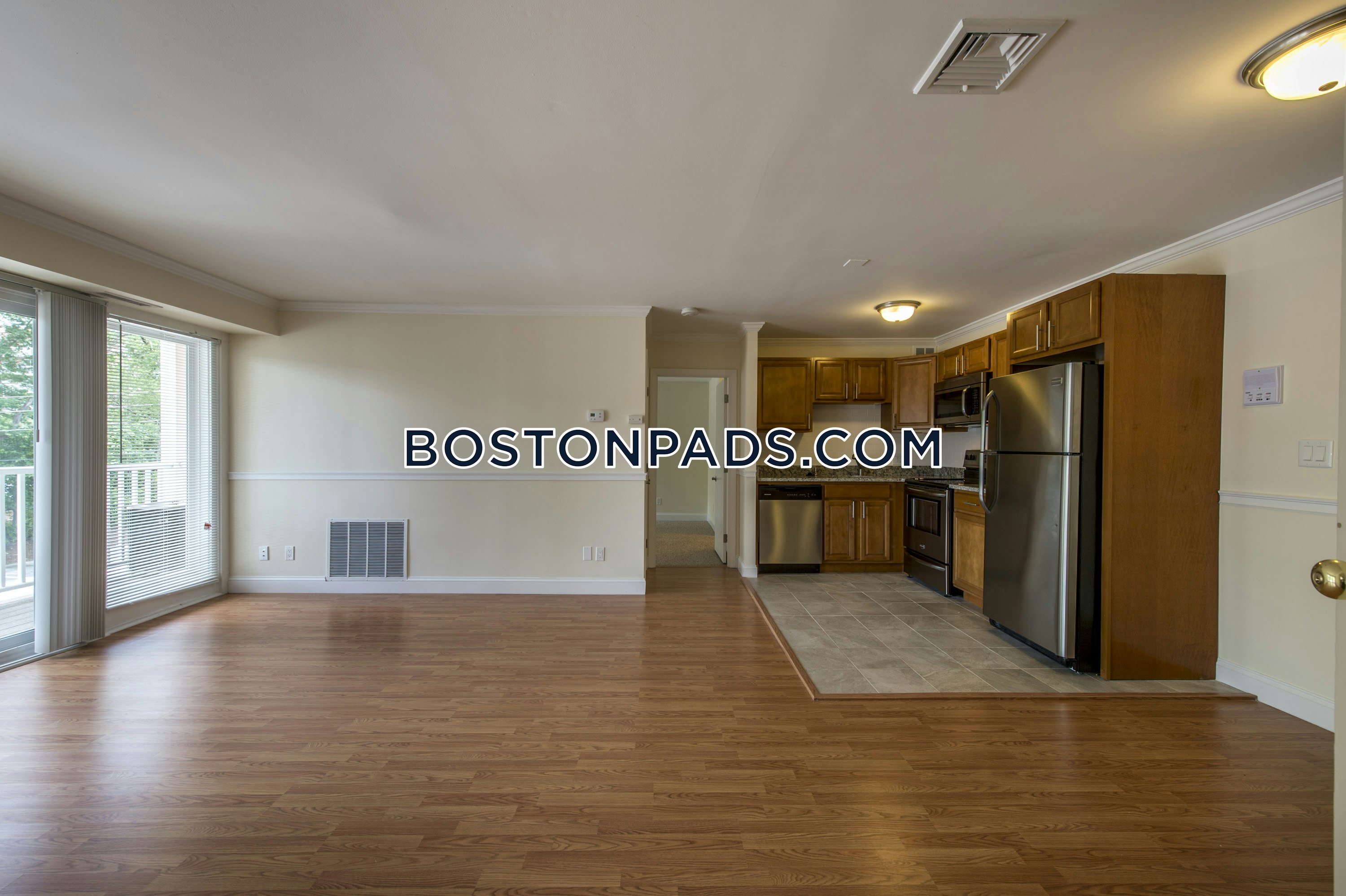 Woburn - 1 Beds, 1 Baths