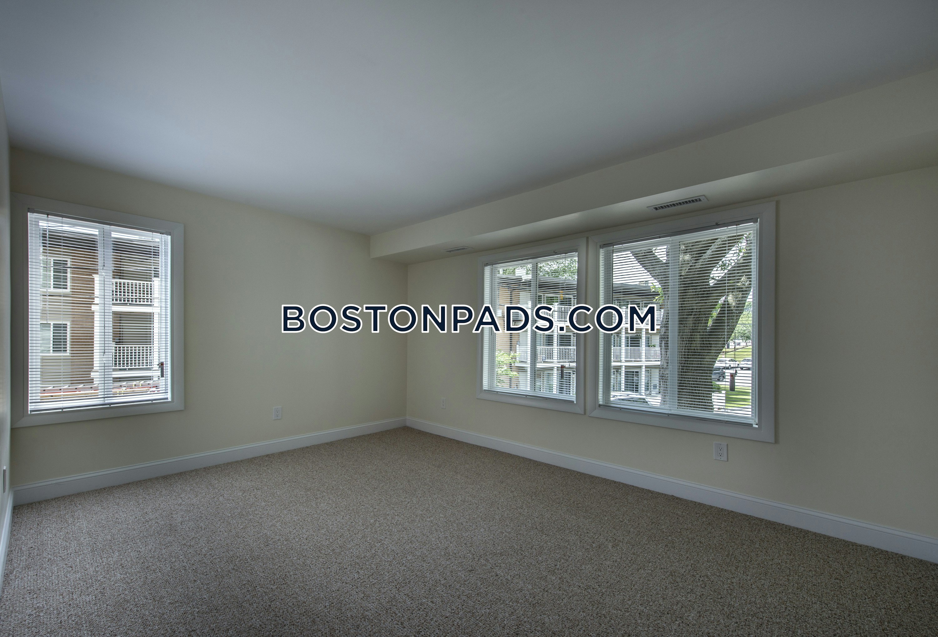 Woburn - 1 Beds, 1 Baths