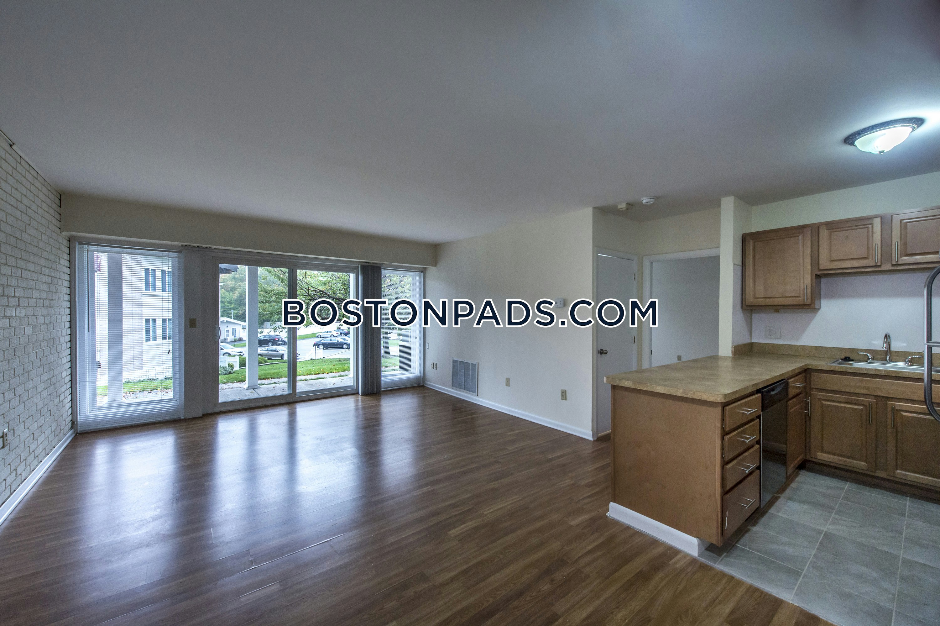 Woburn - 1 Beds, 1 Baths