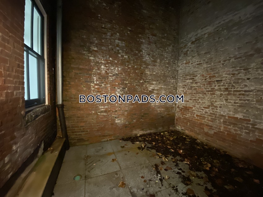 BOSTON - BEACON HILL - 1 Bed, 1 Bath - Image 20