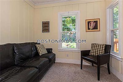 West Roxbury Apartment for rent 3 Bedrooms 1.5 Baths Boston - $3,300