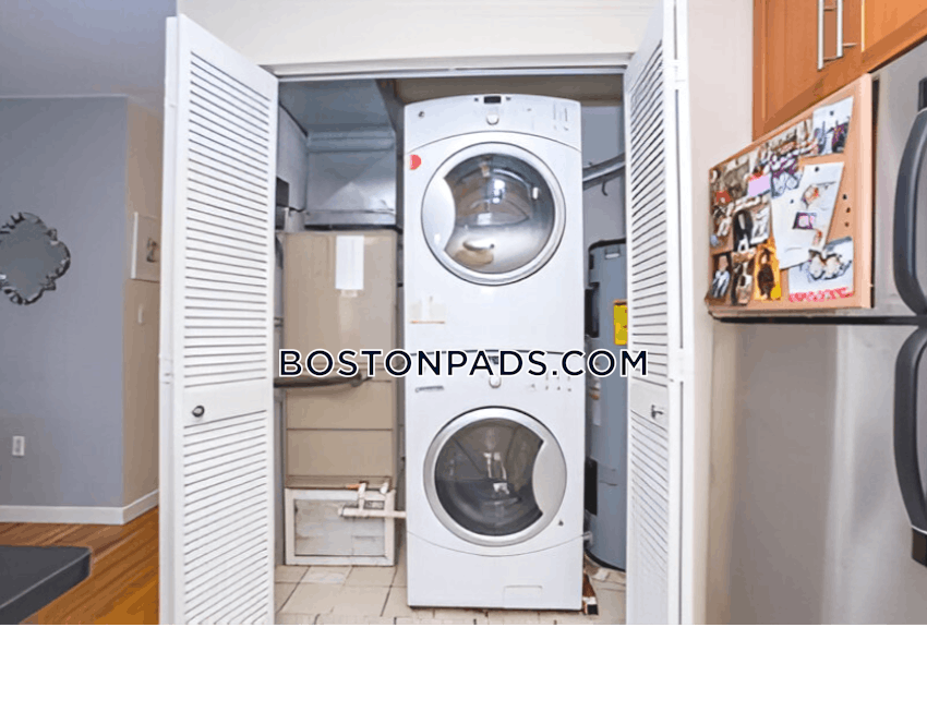 MEDFORD - TUFTS - 2 Beds, 2 Baths - Image 4