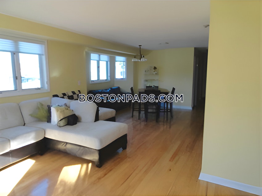 MEDFORD - TUFTS - 2 Beds, 2 Baths - Image 1