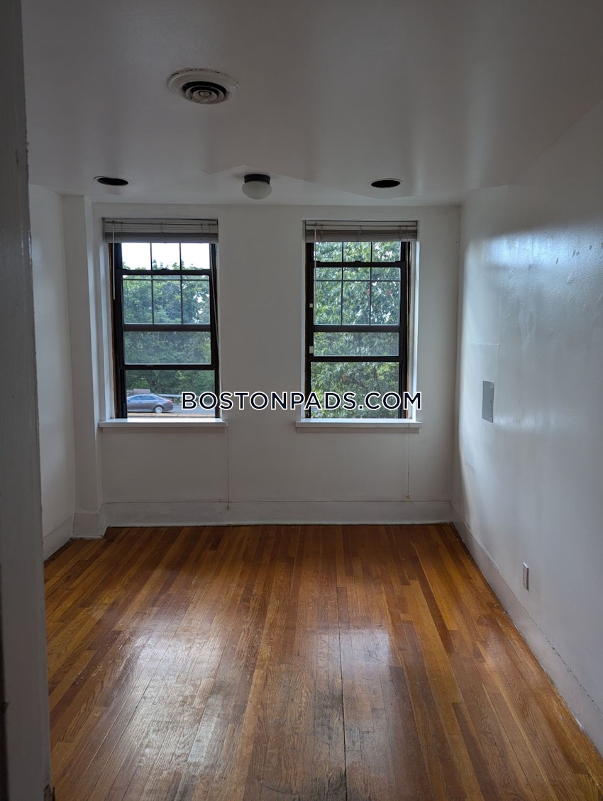 BOSTON - FENWAY/KENMORE - 2 Beds, 1 Bath - Image 7