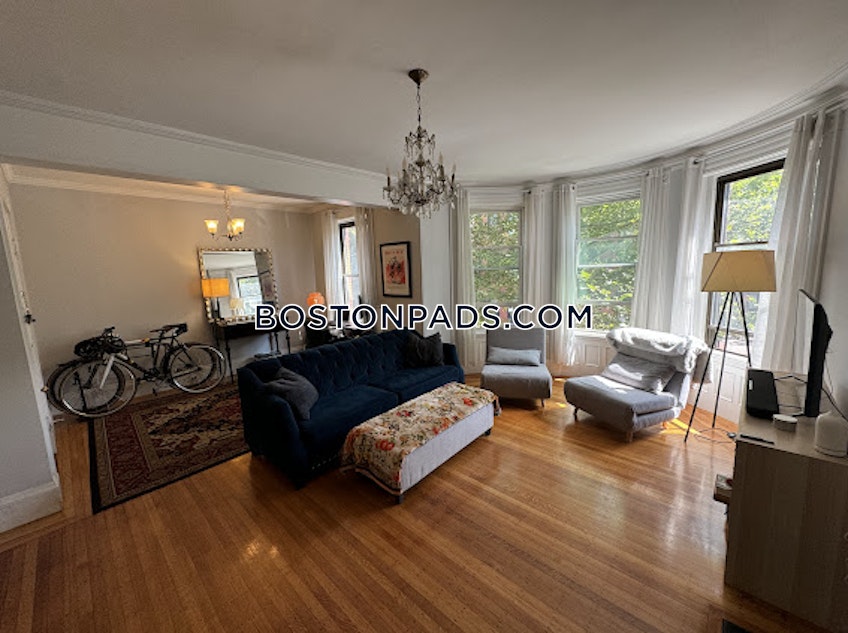 Boston - $4,500+ /month