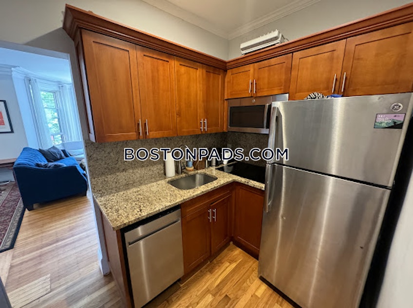 Boston - $4,500+ /month