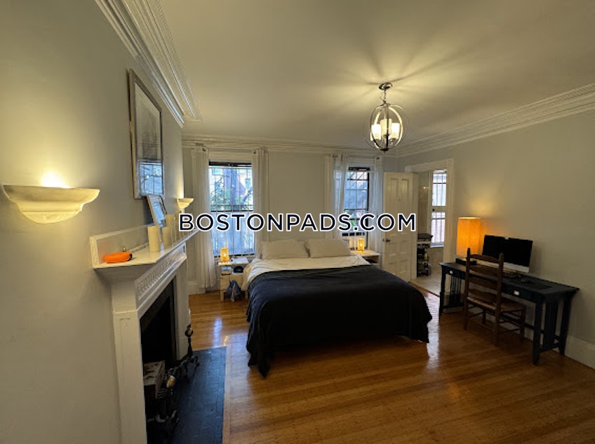 Boston - $4,500+ /month