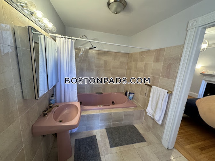 Marlborough Street, Boston