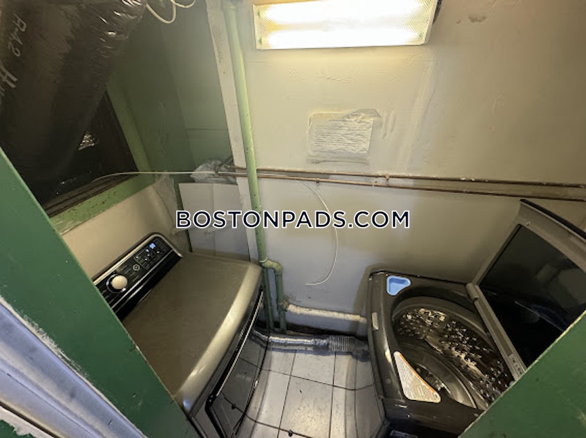 Boston - $4,500+ /month