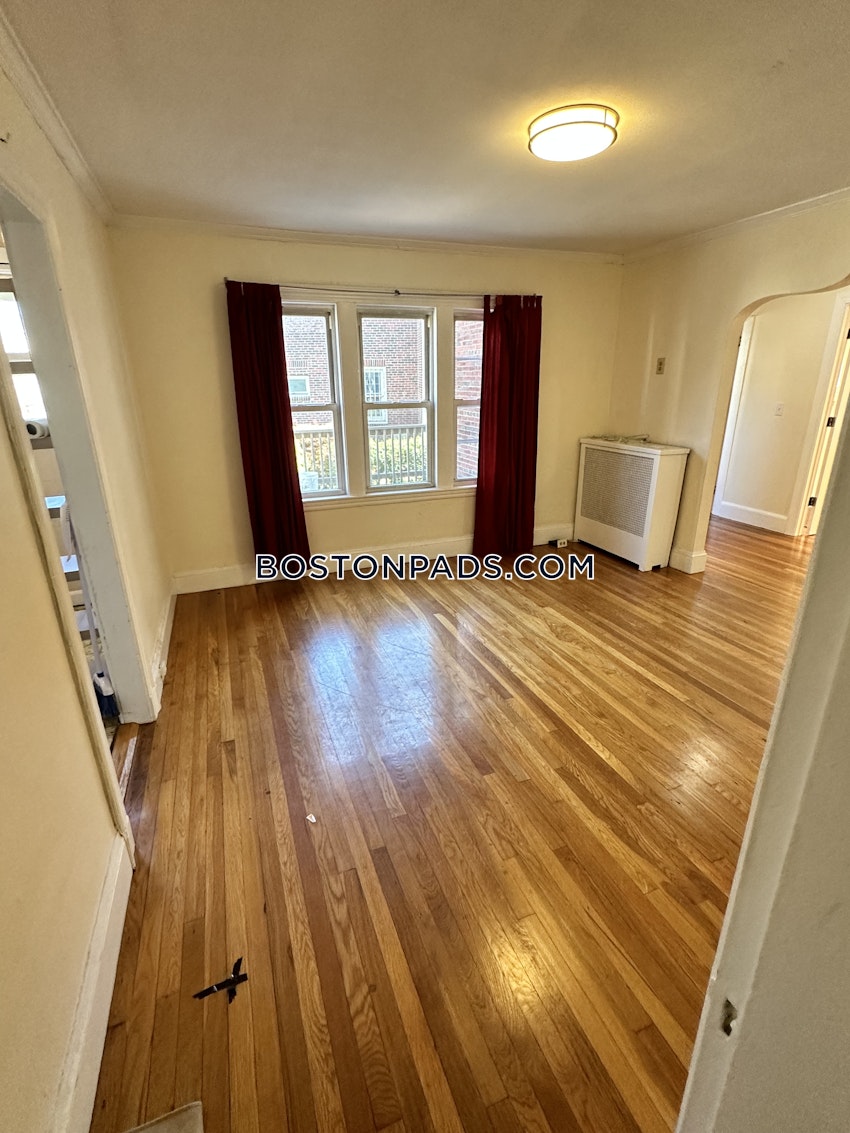 BOSTON - BRIGHTON - CLEVELAND CIRCLE - 4 Beds, 1 Bath - Image 72