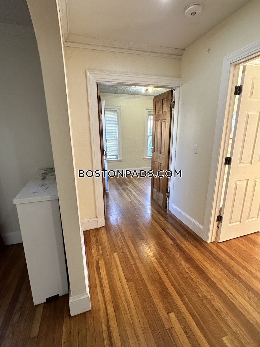 BOSTON - BRIGHTON - CLEVELAND CIRCLE - 4 Beds, 1 Bath - Image 69