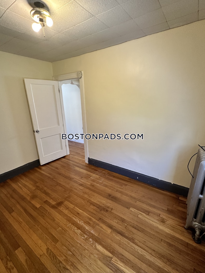 BOSTON - BRIGHTON - CLEVELAND CIRCLE - 4 Beds, 1 Bath - Image 65