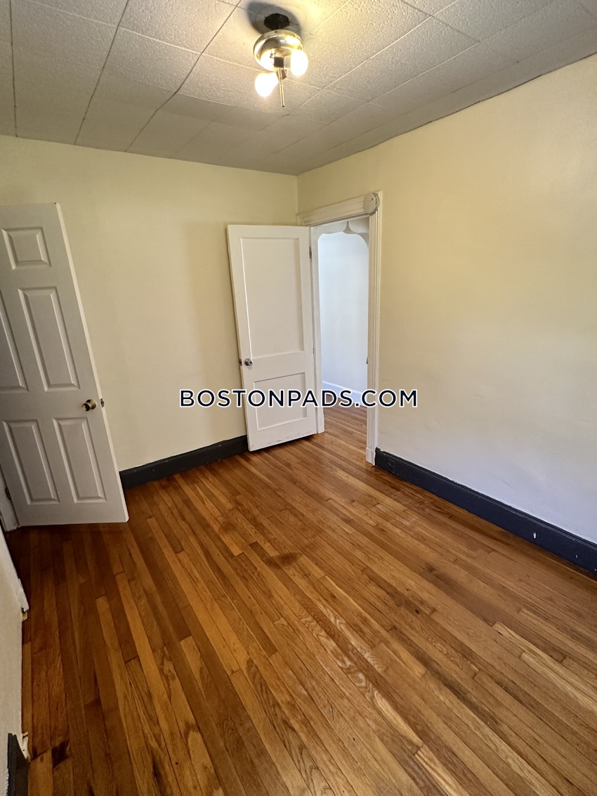 BOSTON - BRIGHTON - CLEVELAND CIRCLE - 4 Beds, 1 Bath - Image 63