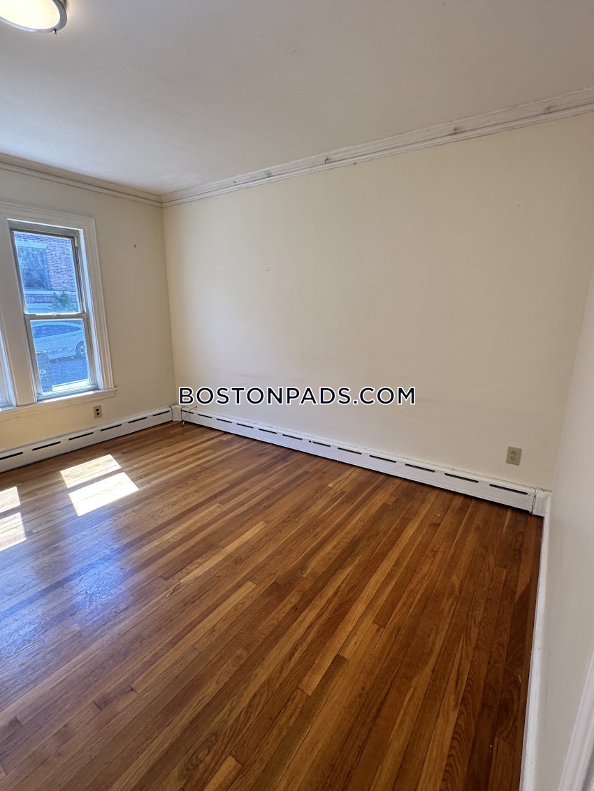 BOSTON - BRIGHTON - CLEVELAND CIRCLE - 4 Beds, 1 Bath - Image 54