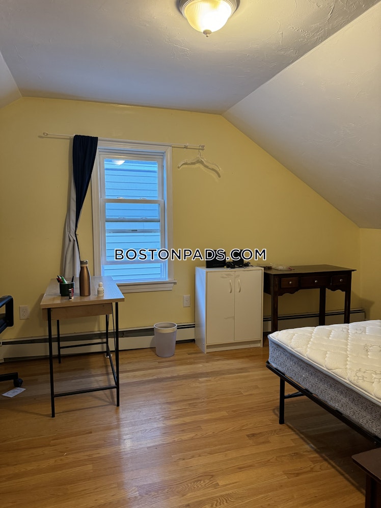 Plymouth St., Cambridge