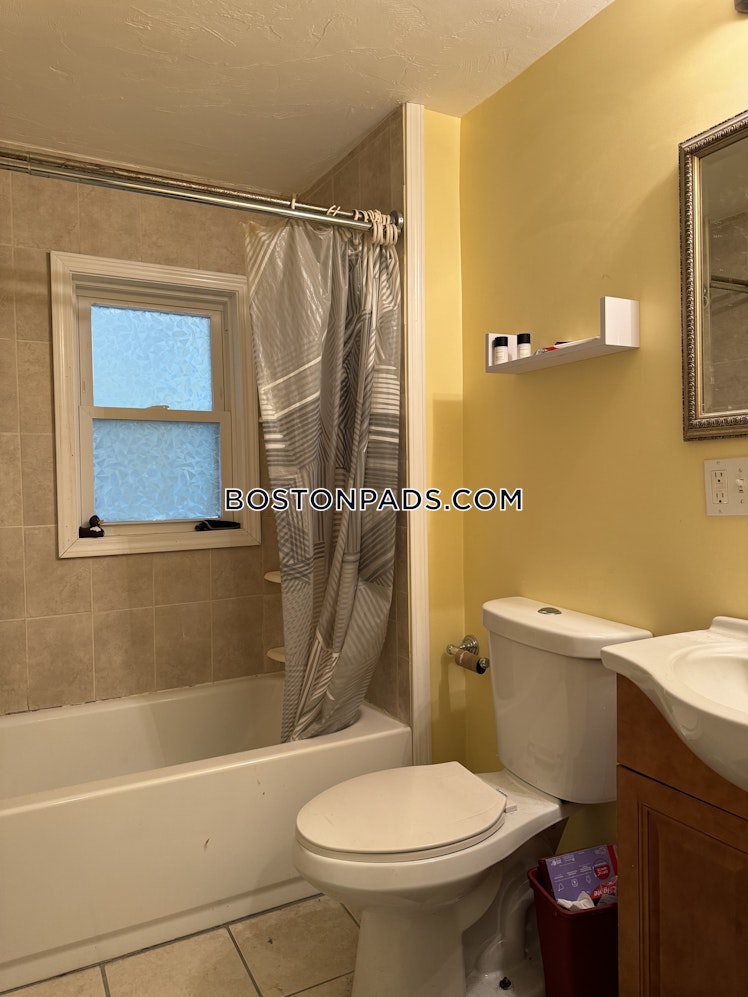 Plymouth St., Cambridge