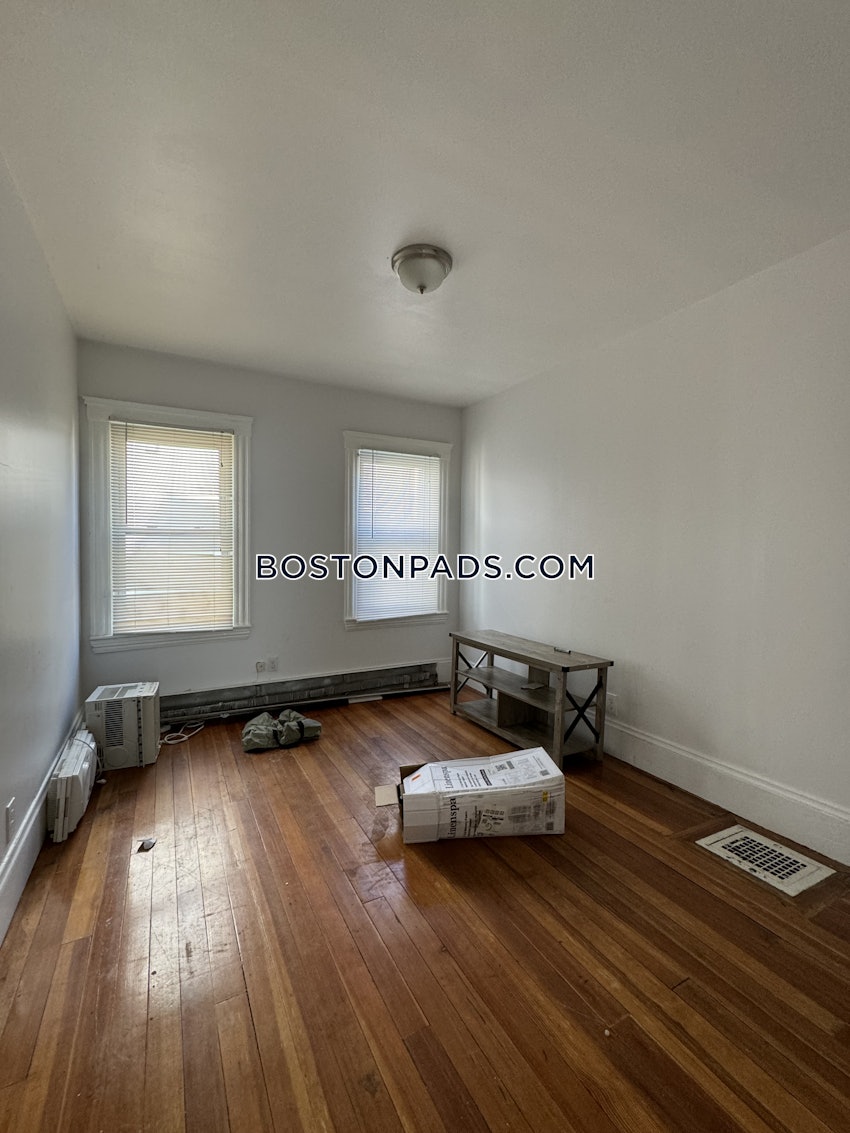 CAMBRIDGE - MT. AUBURN/BRATTLE/ FRESH POND - 2 Beds, 1 Bath - Image 16