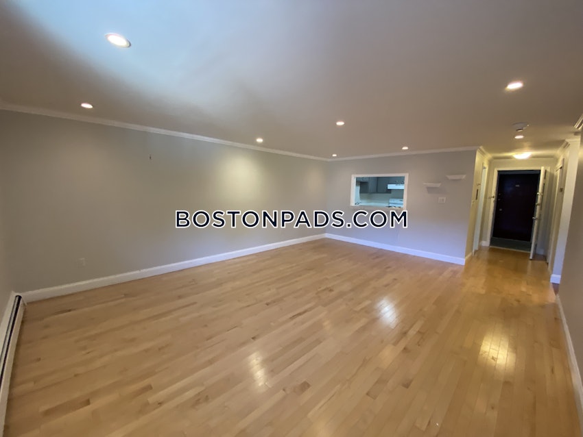 BOSTON - BRIGHTON - OAK SQUARE - 1 Bed, 1 Bath - Image 26