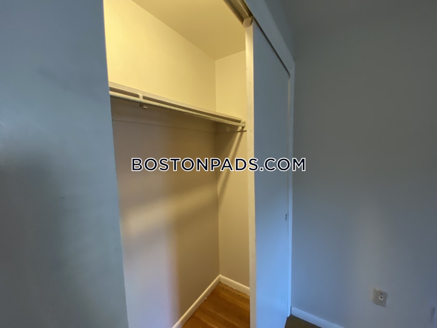 BOSTON - BRIGHTON - OAK SQUARE - 1 Bed, 1 Bath - Image 24