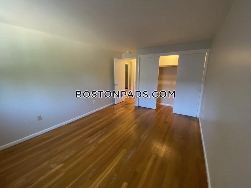 BOSTON - BRIGHTON - OAK SQUARE - 1 Bed, 1 Bath - Image 22