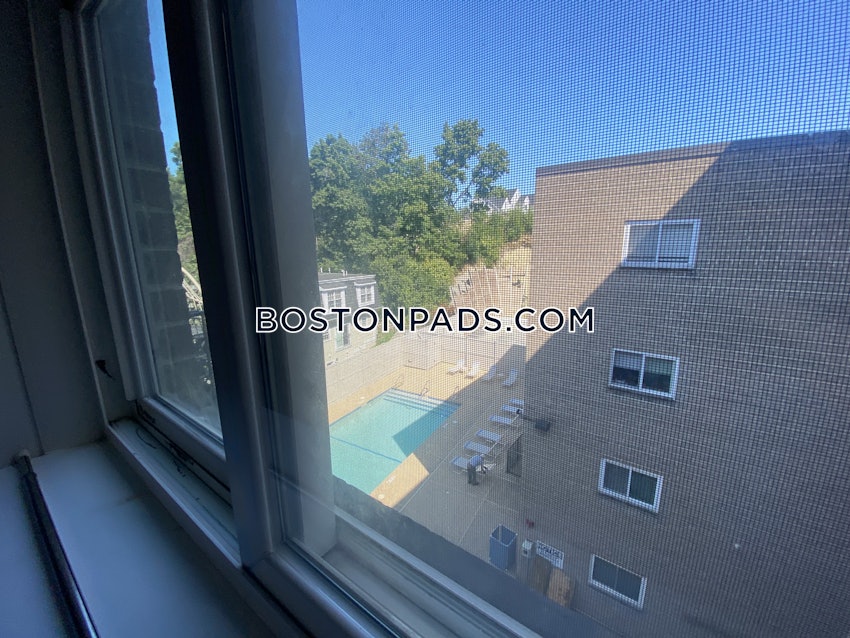 BOSTON - BRIGHTON - OAK SQUARE - 1 Bed, 1 Bath - Image 21