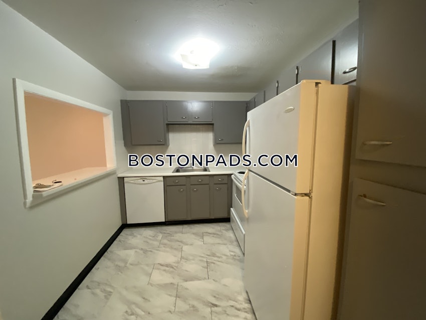 BOSTON - BRIGHTON - OAK SQUARE - 1 Bed, 1 Bath - Image 14