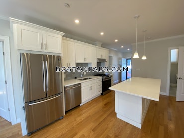 Boston - 3 Beds, 3 Baths