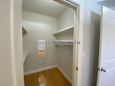 Boston - 3 Beds, 3 Baths