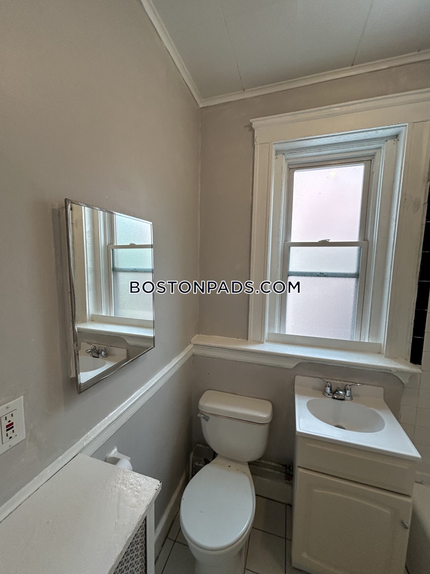 BOSTON - ALLSTON/BRIGHTON BORDER - 3 Beds, 1 Bath - Image 17