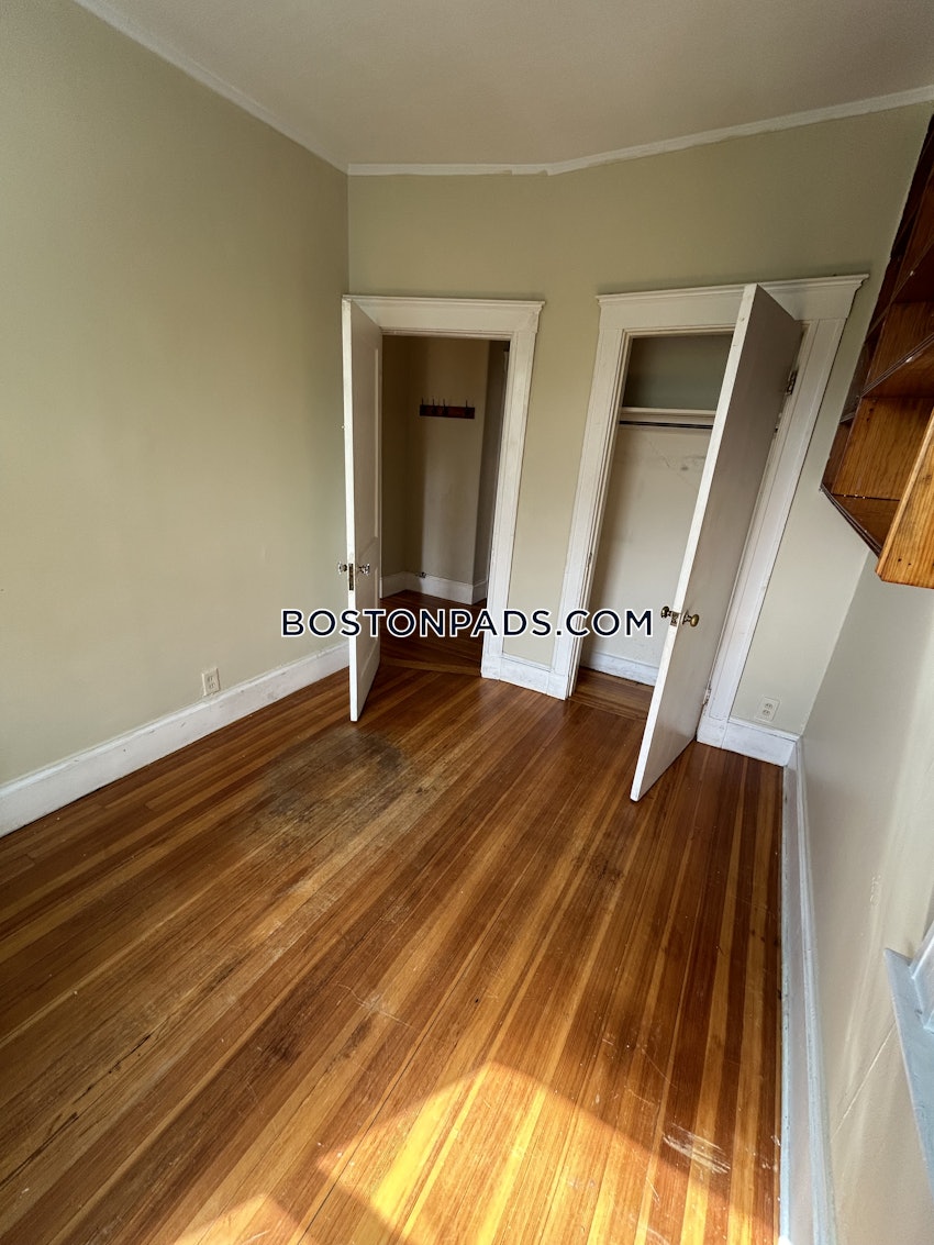 BOSTON - ALLSTON/BRIGHTON BORDER - 3 Beds, 1 Bath - Image 10