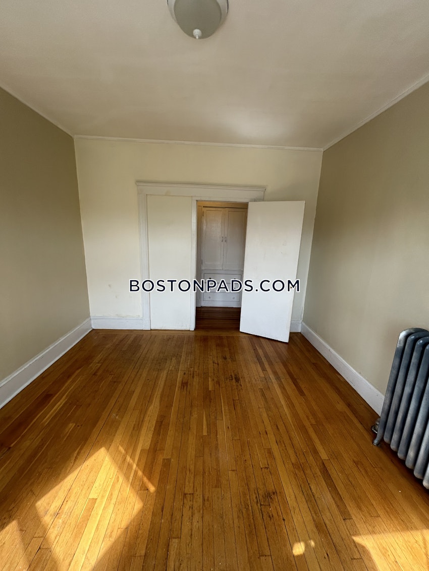 BOSTON - ALLSTON/BRIGHTON BORDER - 3 Beds, 1 Bath - Image 6